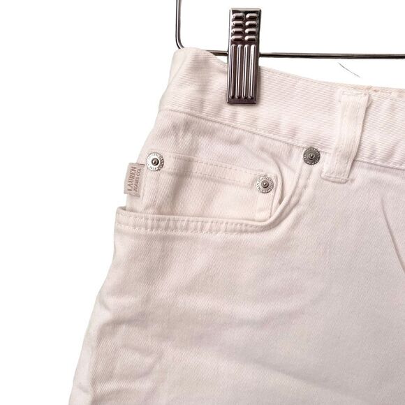 Lauren Jeans Co. Ralph Lauren White Jean Shorts in Size 8 - Picture 4 of 9